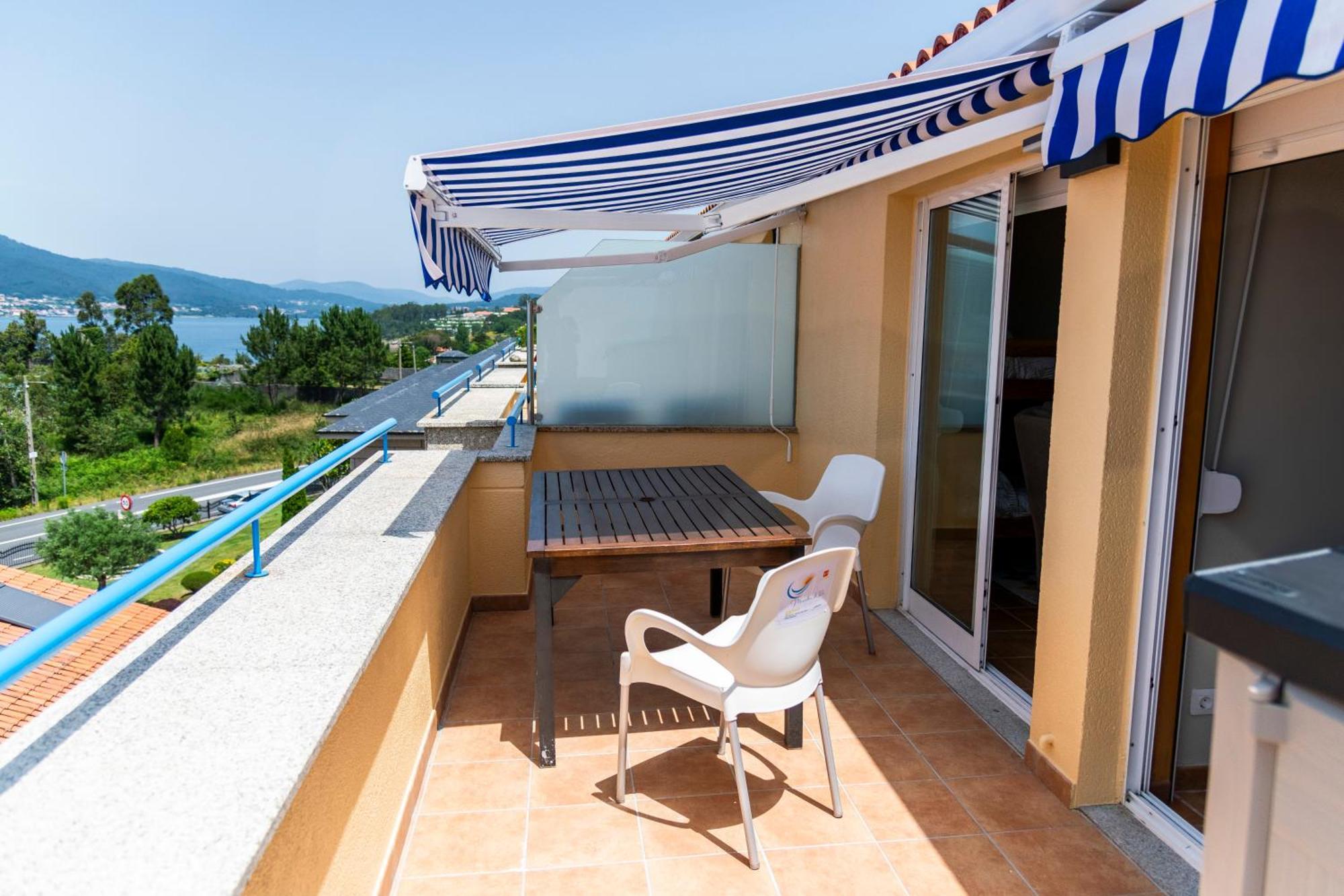 Mirador Da Ria Resort Nautico Portosin Gayanes   外观 照片